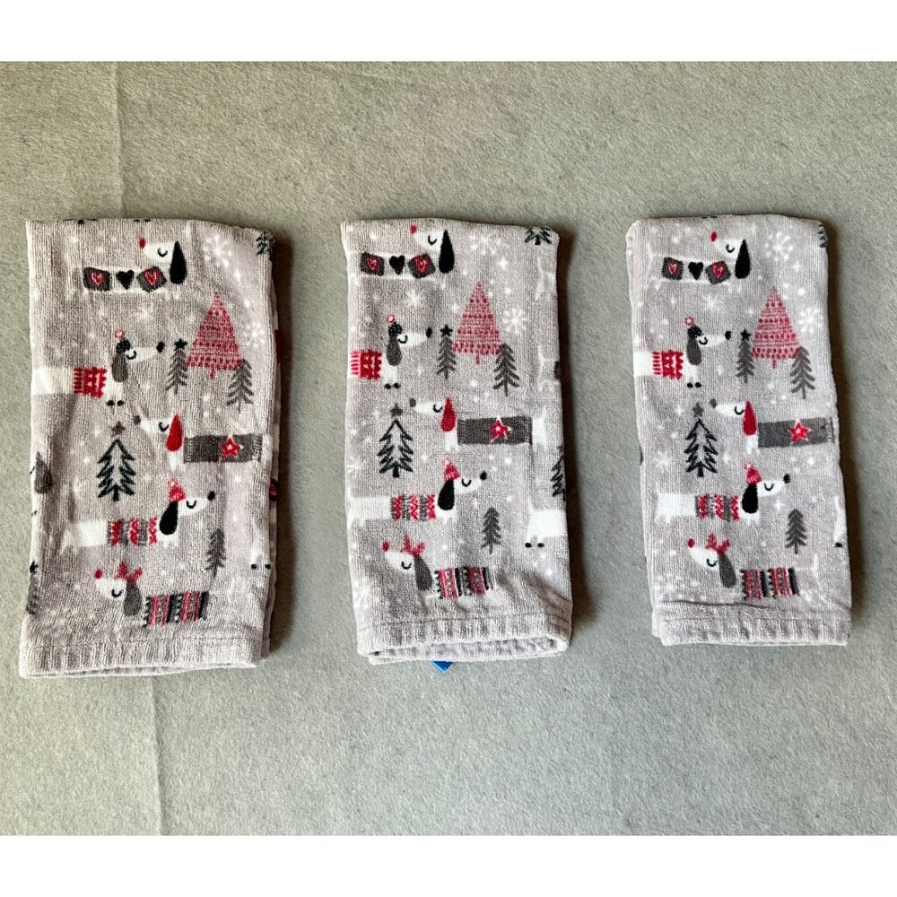 Humane Society Cotton & Rayon Kitchen Towels set of 3 With Holiday Dachsund Dogs